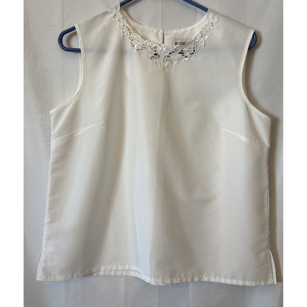 Women's Brownstone Studio New York White Sleeveless Lace Collar Cami blouse 12